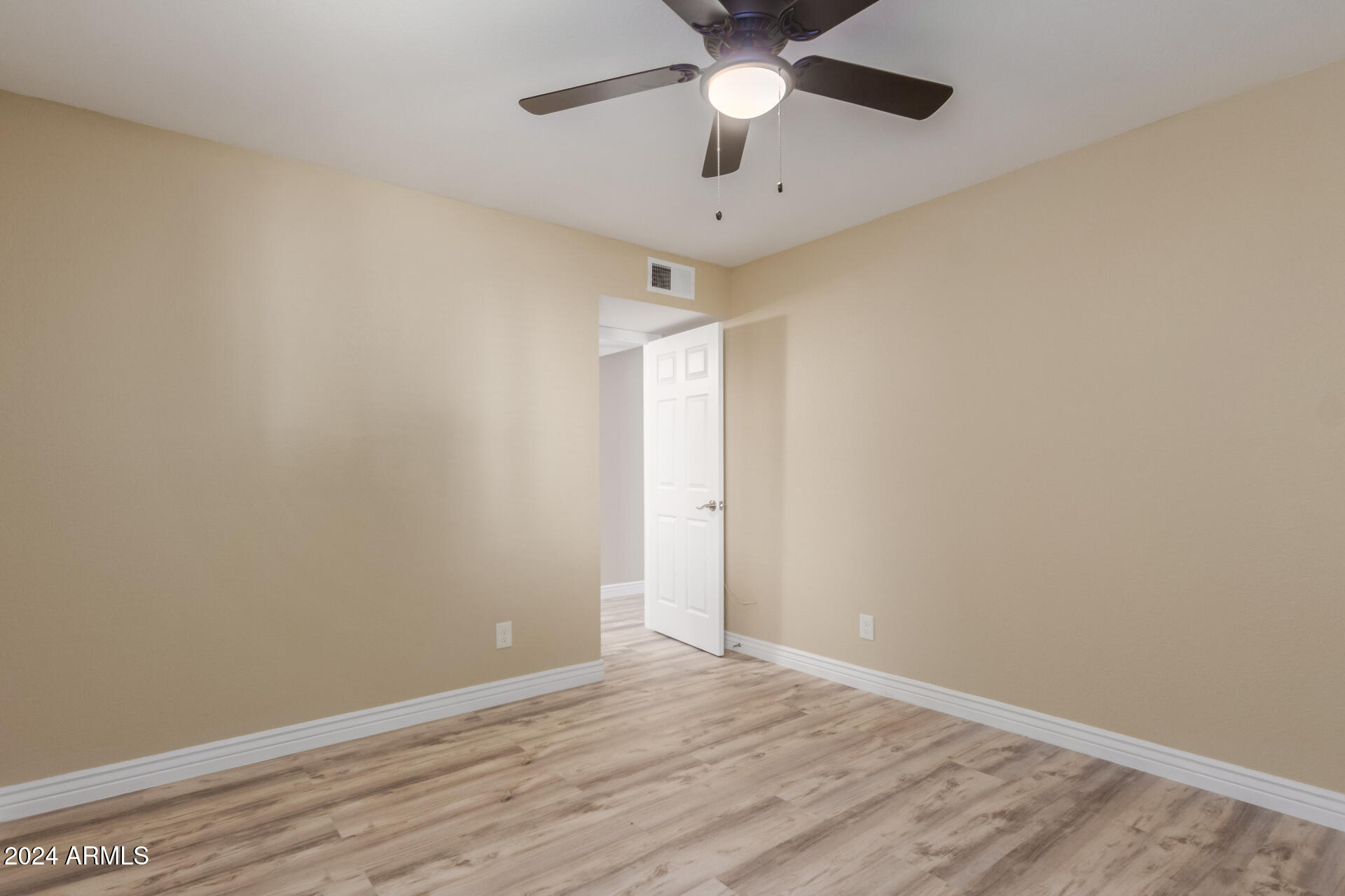 1340 North Recker Road, Unit 131 Mesa, AZ 85205 - Photo 11 of 25 master bedroom