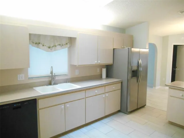 $2,000 | 17746 Southeast 99th Avenue, Summerfield, FL 34491