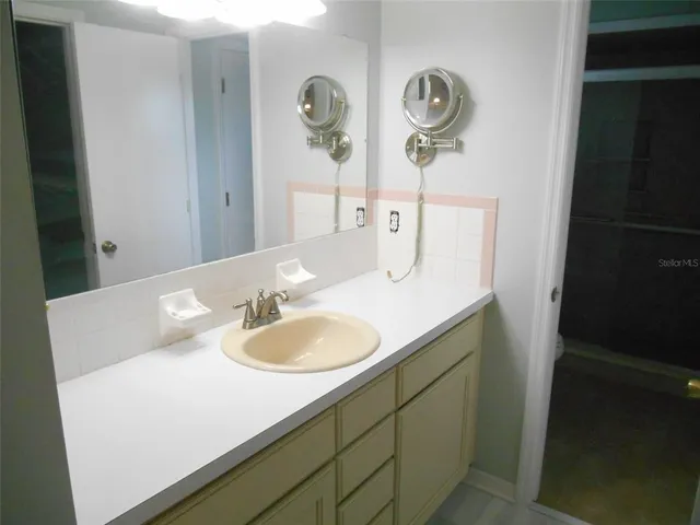 $2,000 | 17746 Southeast 99th Avenue, Summerfield, FL 34491