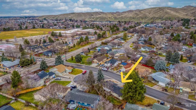 $399,900 | 7159 West Gillis Drive, Boise, ID 83714