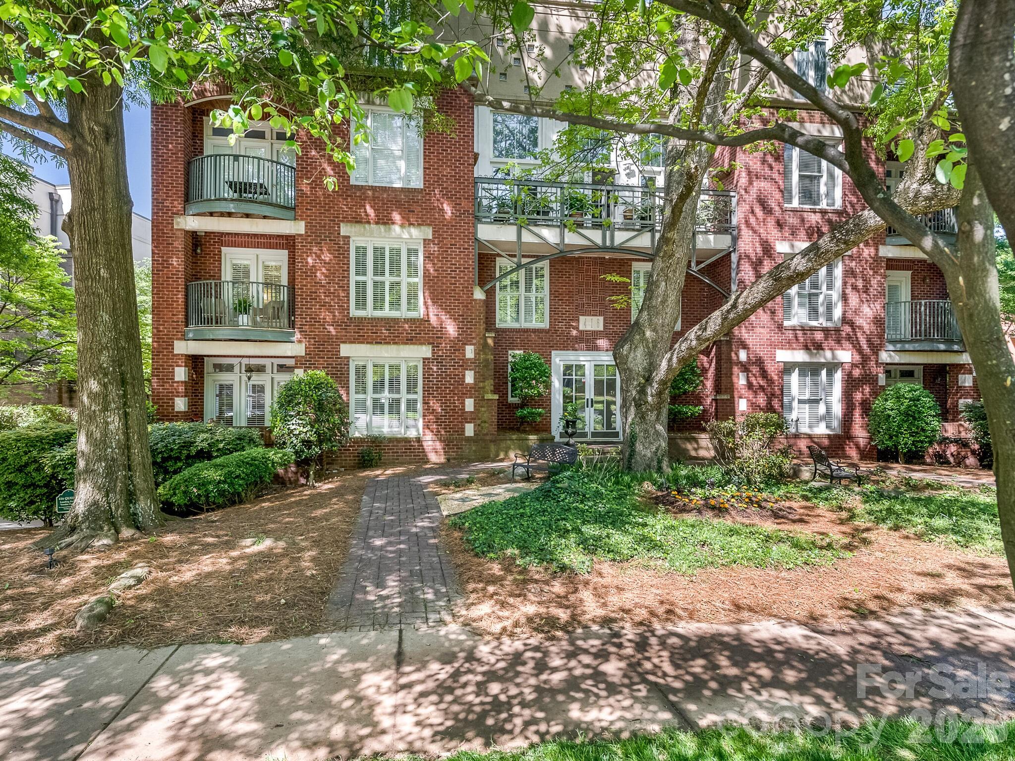 416 Queens Road, Unit 7 Charlotte, NC 28207 - Photo 1 of 24 Gallery Image 1