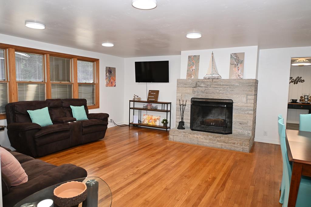 10445 North Bay Road Sister Bay, WI 54234 - Photo 5 of 45