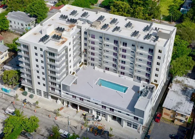 $2,700 | 645 Northwest 1st Street, Unit 806, Miami, FL 33128