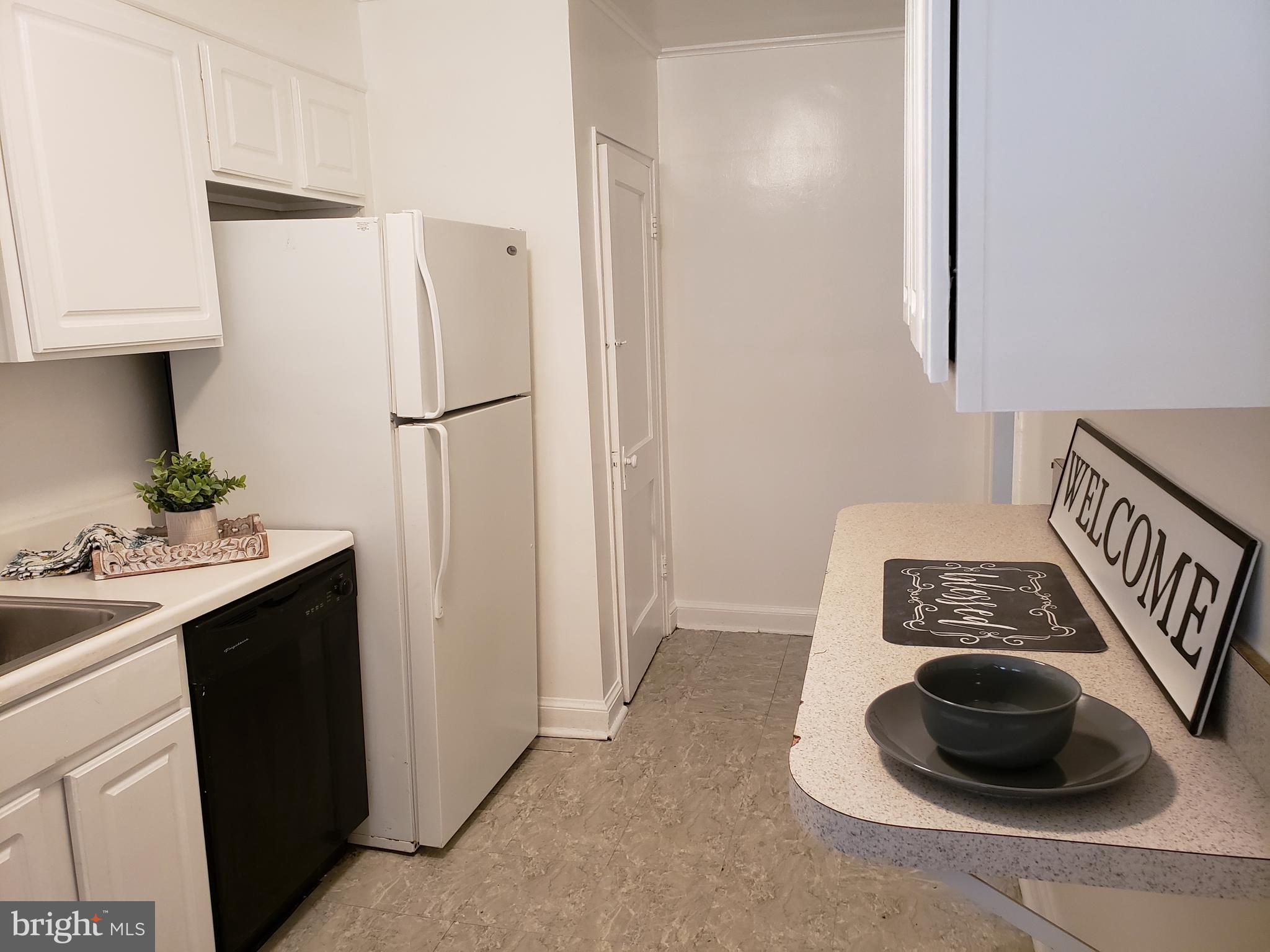 852 Bradhurst Road Baltimore, MD 21212 - Photo 7 of 21 Kitchen