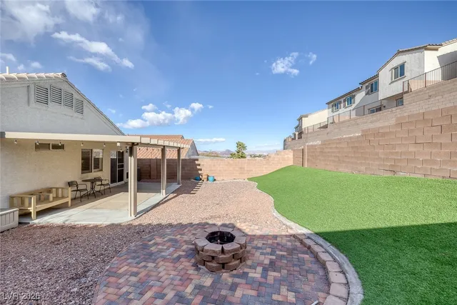 $2,085 | 226 Nautical Street, Henderson, NV 89012