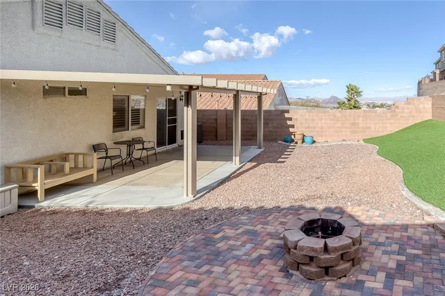 $2,085 | 226 Nautical Street, Henderson, NV 89012