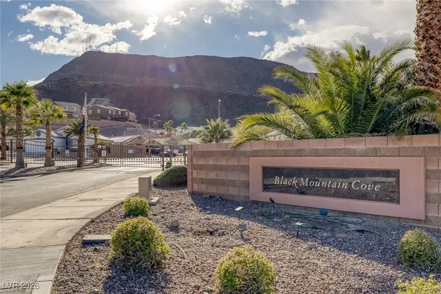 $2,085 | 226 Nautical Street, Henderson, NV 89012