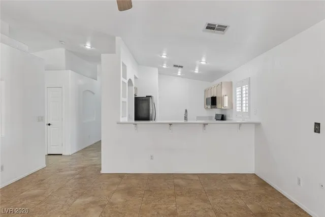 $2,085 | 226 Nautical Street, Henderson, NV 89012