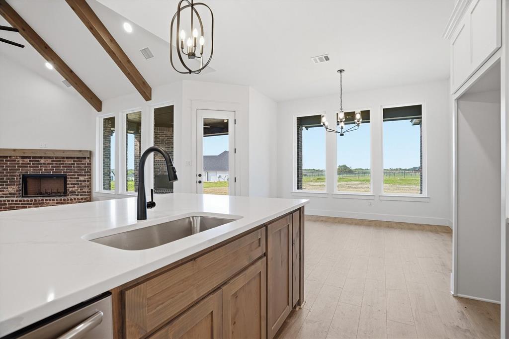 450 Red Bird Drive Springtown, TX 76082 - Photo 13 of 35