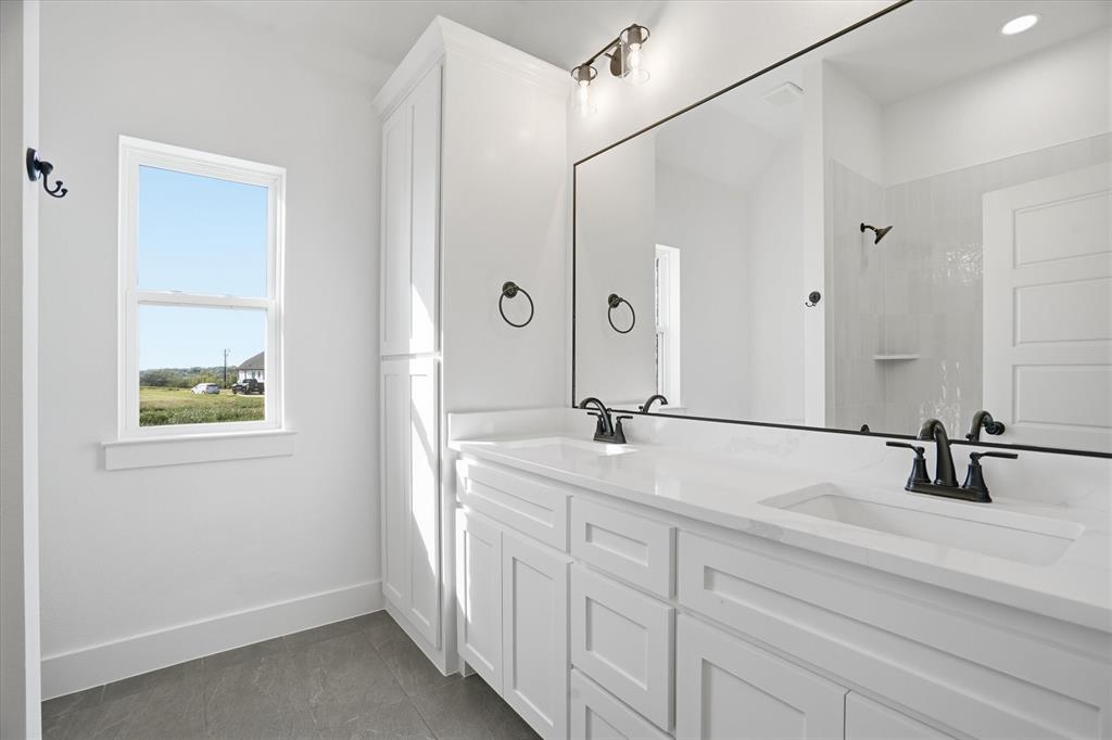 450 Red Bird Drive Springtown, TX 76082 - Photo 25 of 35