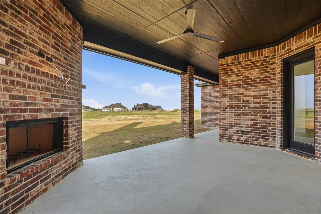 450 Red Bird Drive Springtown, TX 76082 - Photo 31 of 35