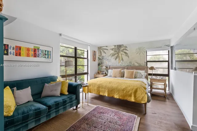 $4,200 | 100 Ocean Ln Drive, Unit 304, Key Biscayne, FL 33149