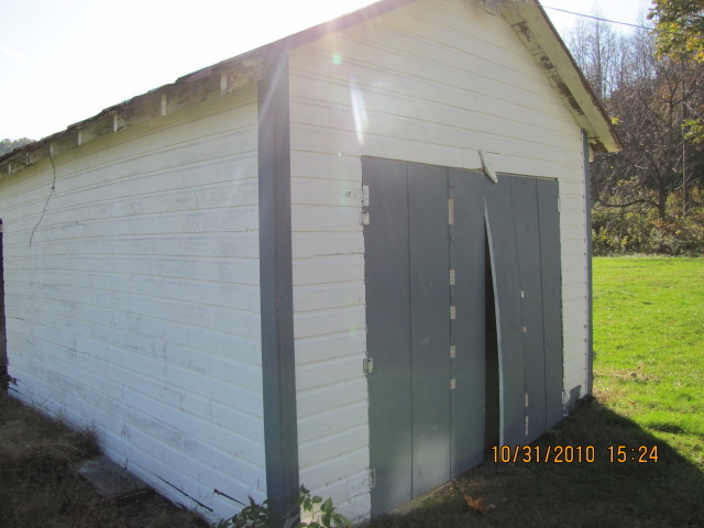 8108 Henry Road Henry, VA 24102 - Photo 21 of 26 Large Shed