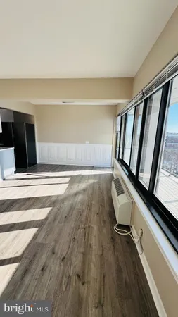 $2,300 | 3601 Wisconsin Avenue Northwest, Unit 702, Washington, DC 20016