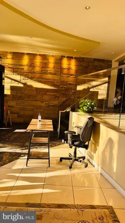 $2,300 | 3601 Wisconsin Avenue Northwest, Unit 702, Washington, DC 20016