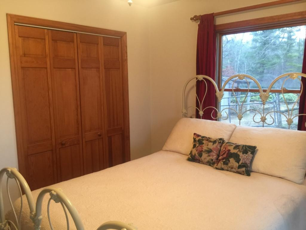 1458 Old Jonas Ridge Road Newland, NC 28657 - Photo 22 of 27 Photo 24