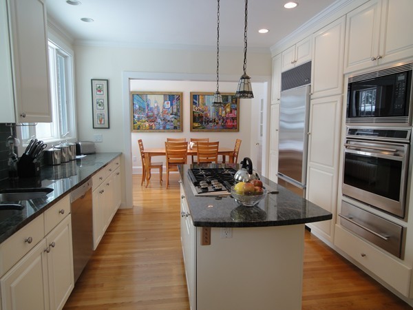 51 Spooner Road Brookline, MA 02467 - Photo 7 of 21