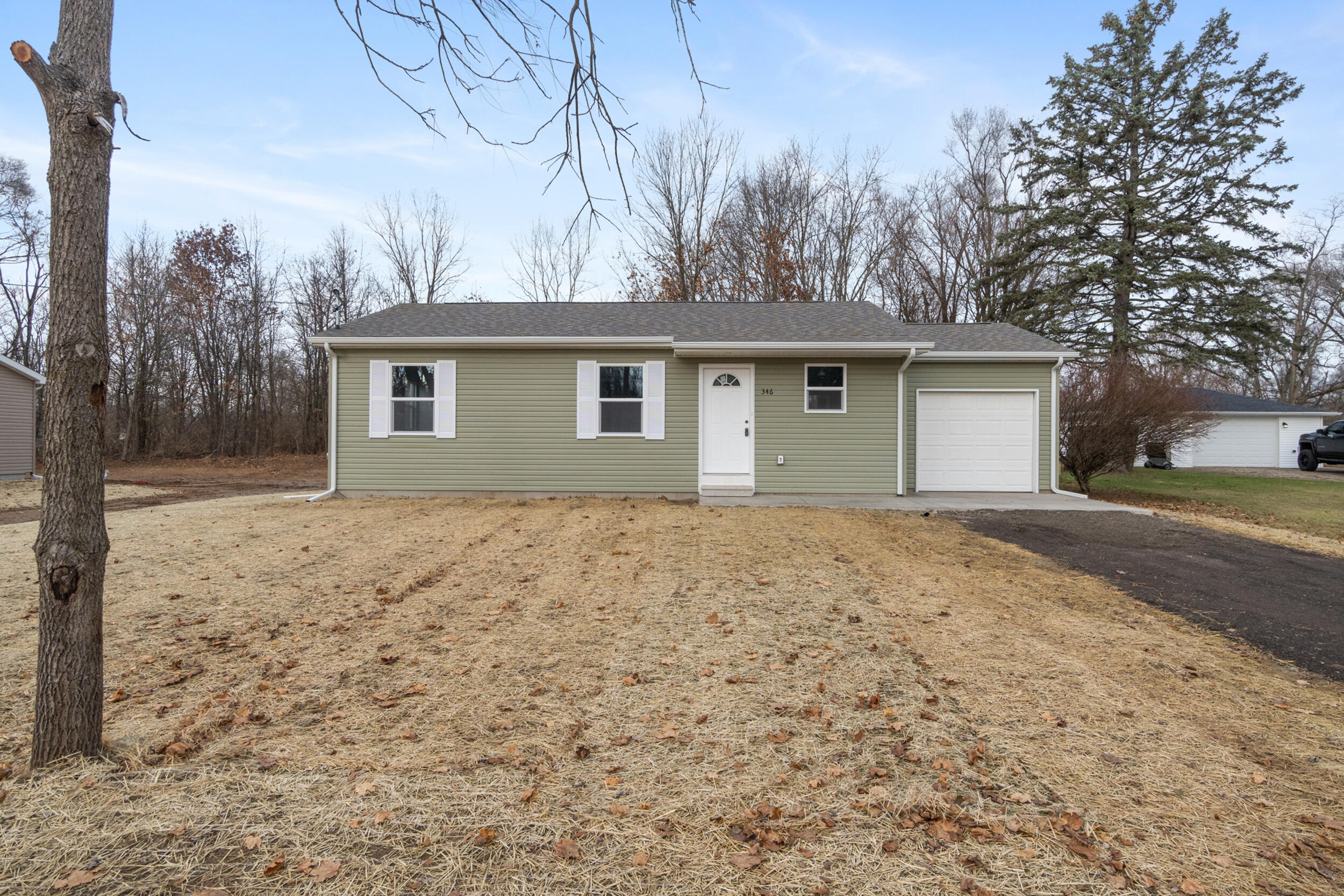 346 Lafayette Road Michigan Center, MI 49254 - Photo 1 of 38 346 Lafayette St, Mich. Center, Mi 49254