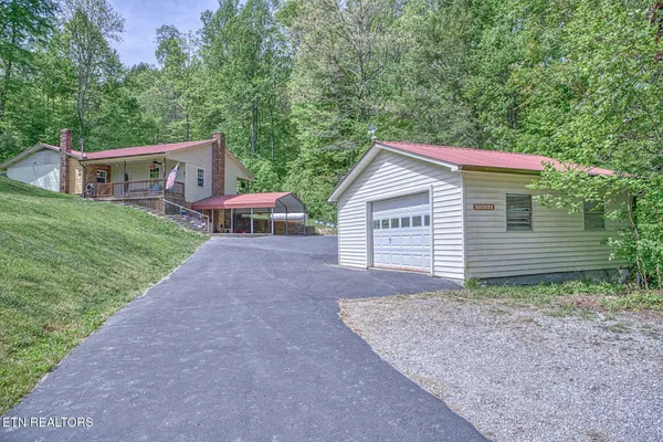 $239,900 | 2952 Hanging Limb Highway, Monterey, TN 38574