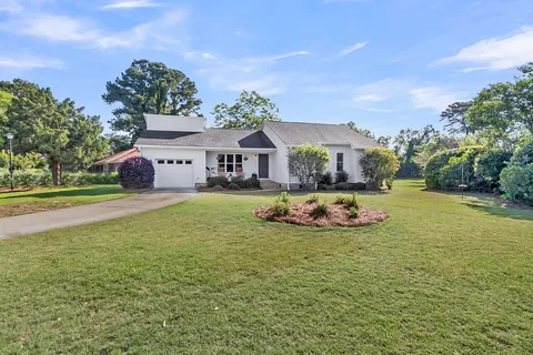 $685,000 | 1502 Candlewood Drive, Mount Pleasant, SC 29464