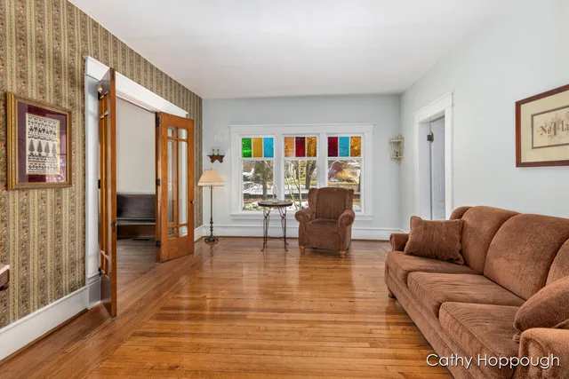 $425,000 | 420 Riverside Drive, Portland, MI 48875