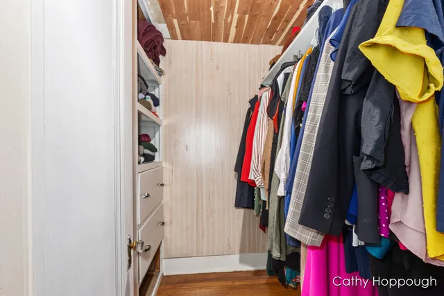 $425,000 | 420 Riverside Drive, Portland, MI 48875