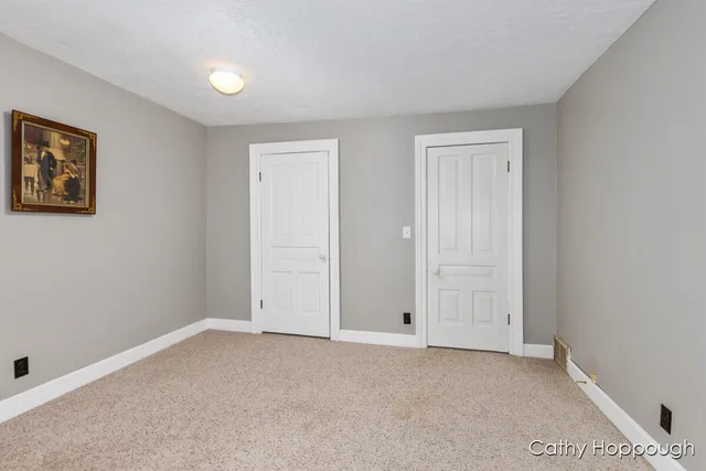 $425,000 | 420 Riverside Drive, Portland, MI 48875