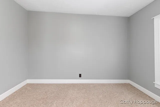 $425,000 | 420 Riverside Drive, Portland, MI 48875