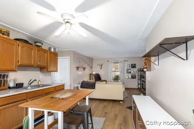 $425,000 | 420 Riverside Drive, Portland, MI 48875