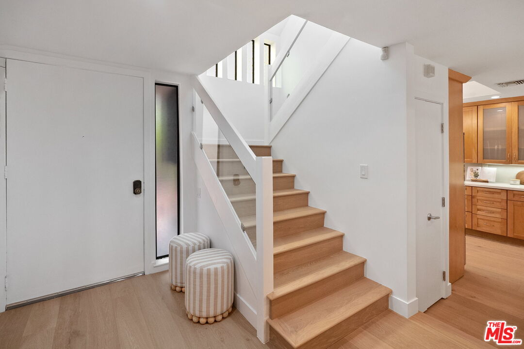 234 South Tower Drive, Unit 2 Beverly Hills, CA 90211 - Photo 23 of 54