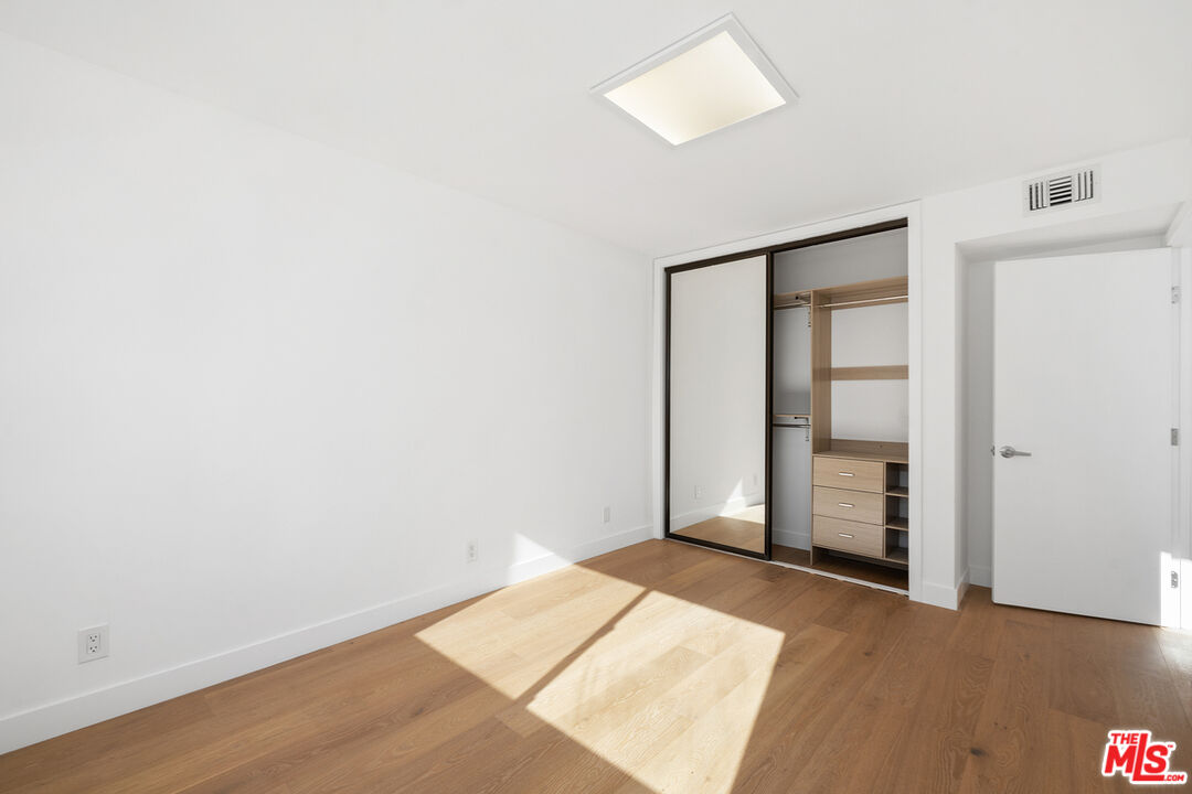 234 South Tower Drive, Unit 2 Beverly Hills, CA 90211 - Photo 30 of 54