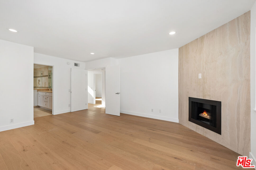 234 South Tower Drive, Unit 2 Beverly Hills, CA 90211 - Photo 38 of 54