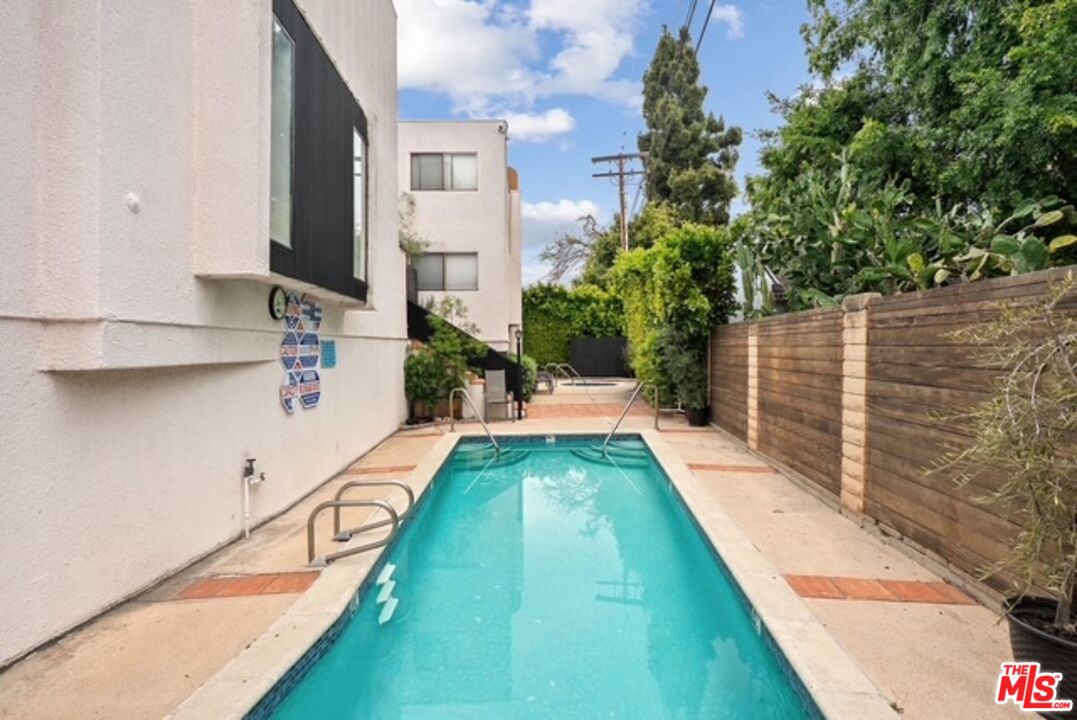 234 South Tower Drive, Unit 2 Beverly Hills, CA 90211 - Photo 53 of 54