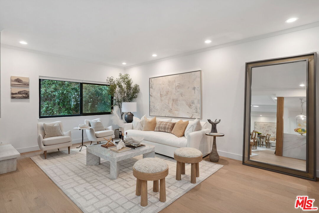 234 South Tower Drive, Unit 2 Beverly Hills, CA 90211 - Photo 10 of 54