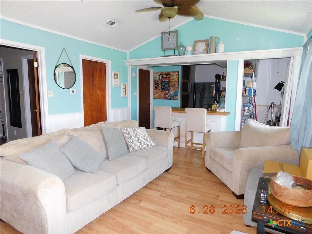 78 Port Street Port Lavaca, TX 77979 - Photo 7 of 29