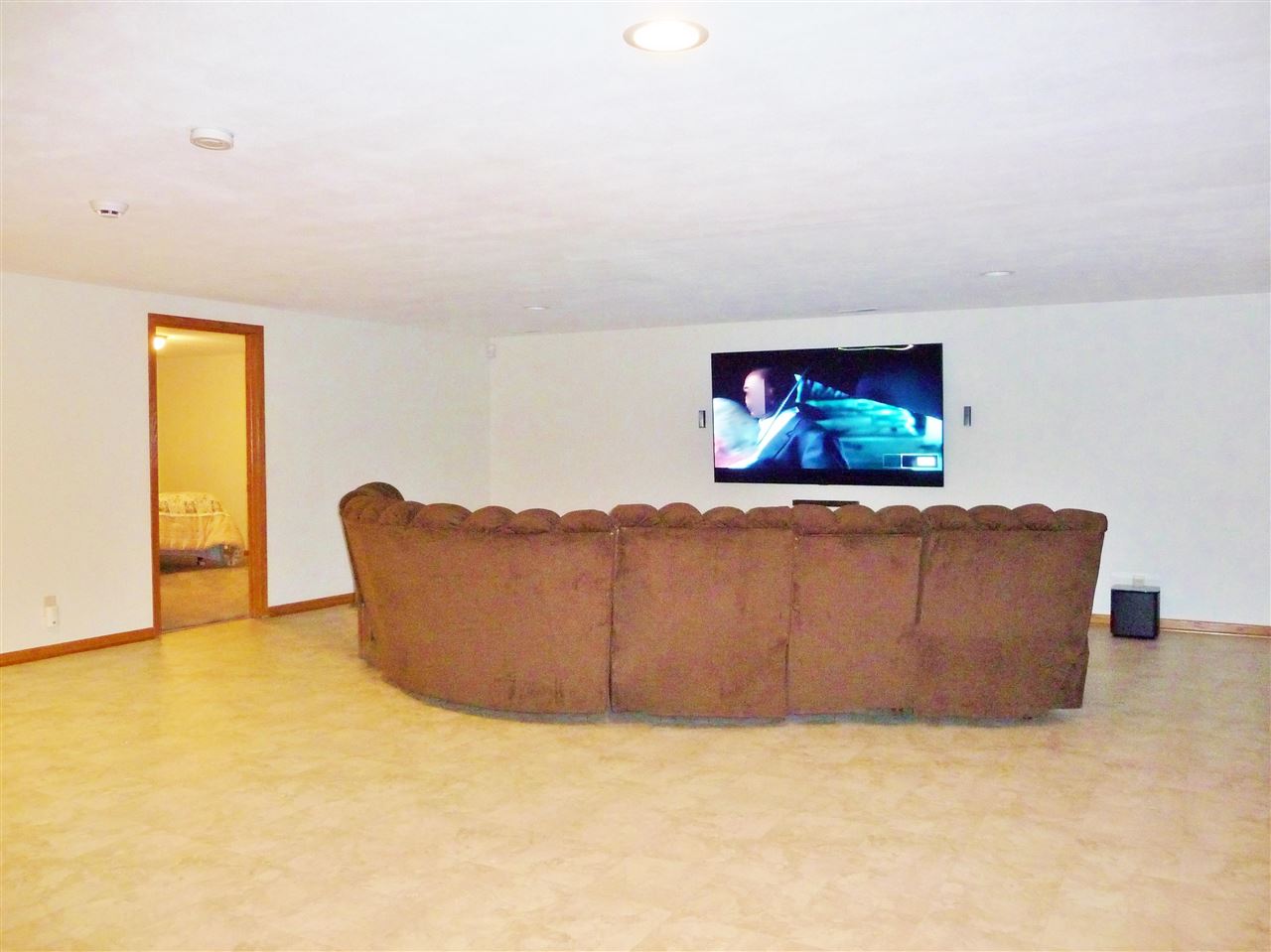 250 Rivers Edge Drive Cherry Valley, IL 61016 - Photo 16 of 22 Gallery Image 16