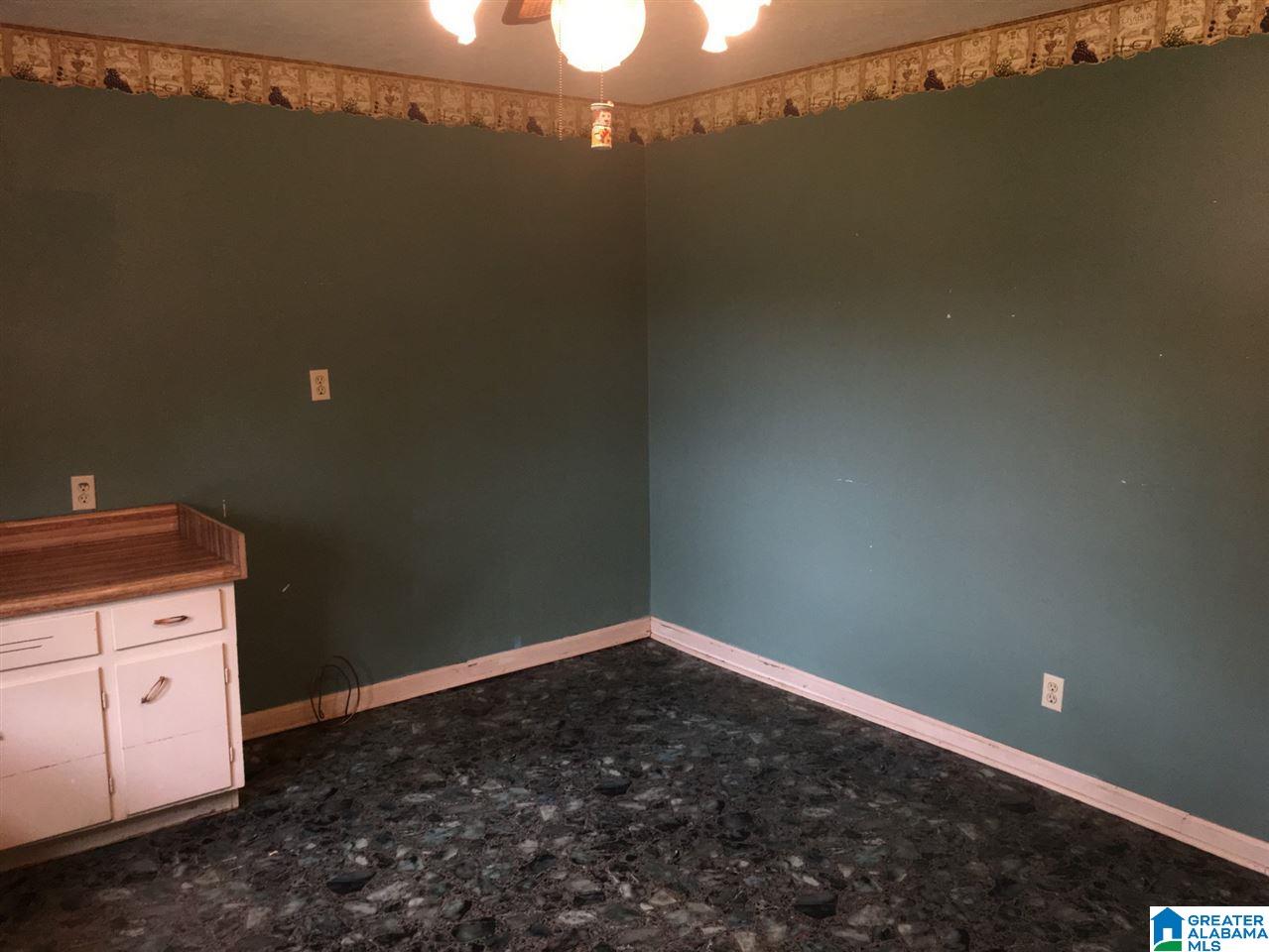 205 Ellen Street Oneonta, AL 35121 - Photo 8 of 19 Gallery Image 8