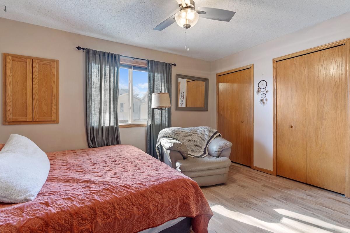 5346 140th Lane Northwest Anoka, MN 55303 - Photo 12 of 16