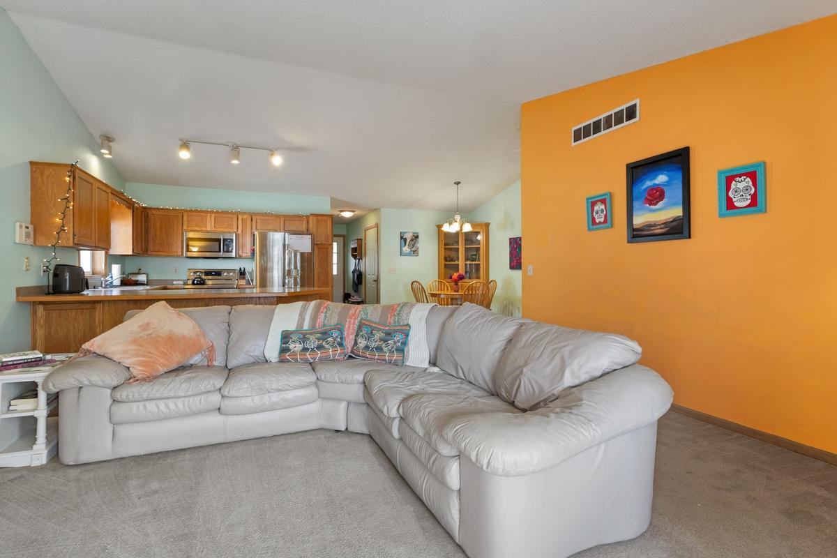 5346 140th Lane Northwest Anoka, MN 55303 - Photo 8 of 16