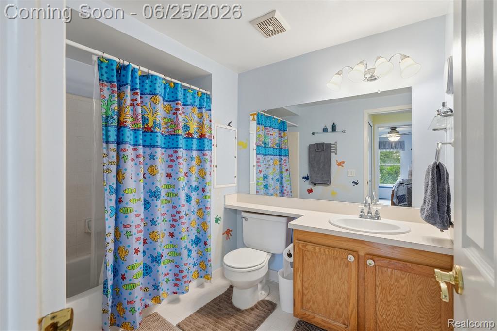 45658 Hanford Road Canton, MI 48187 - Photo 25 of 58
