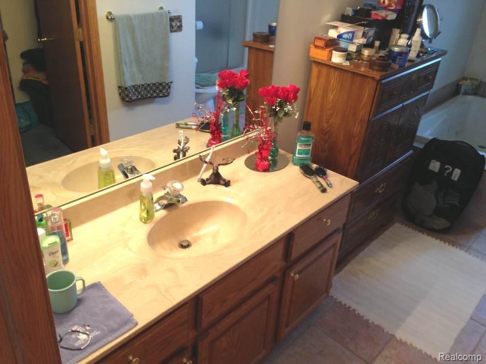 74867 Cryderman Road Richmond, MI 48062 - Photo 11 of 25 IMG_6769.jpg