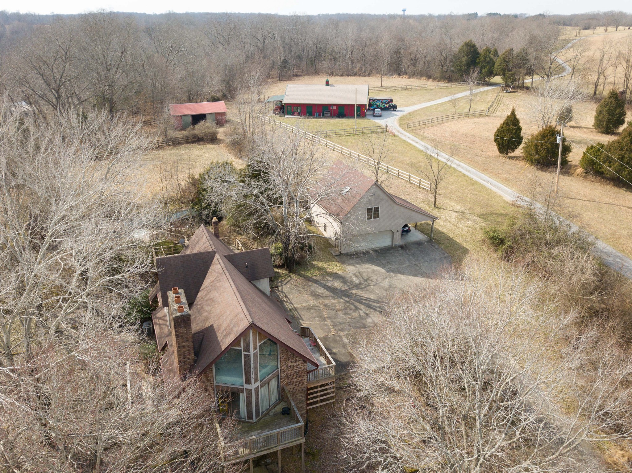 6040 New Cut Road Springfield, TN 37172 - Photo 34 of 37 a view of a house with a yard