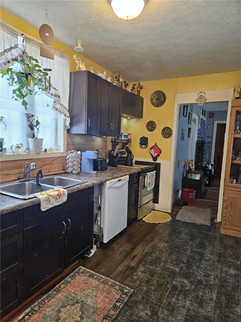 2351 Lyon Road Palmyra, NY 14522 - Photo 5 of 11