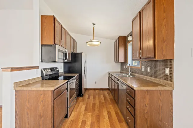 $235,000 | 3004 32nd Street South, Moorhead, MN 56560