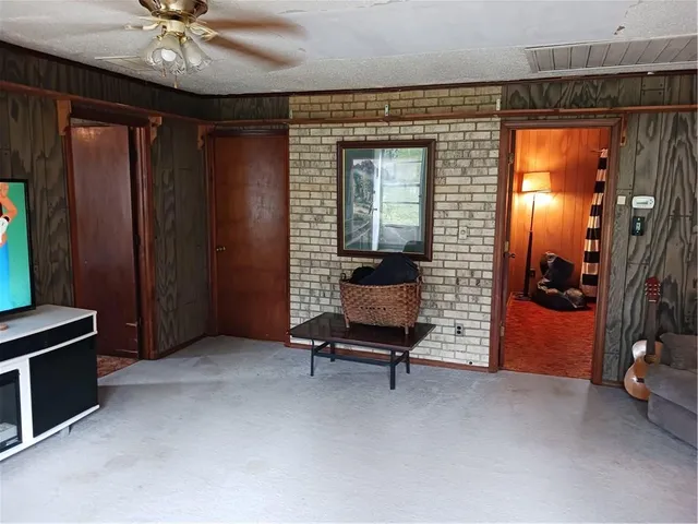 $250,000 | 871 Southwest 301st Road, Chilhowee, MO 64733