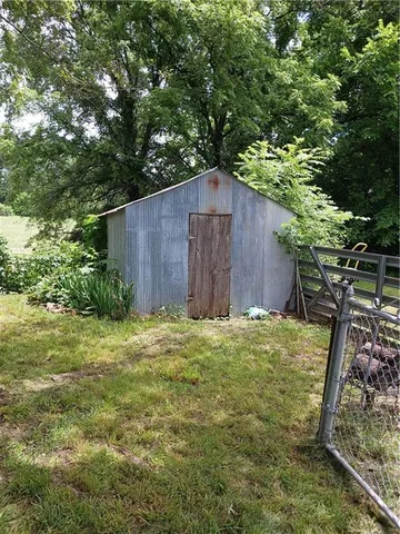 $250,000 | 871 Southwest 301st Road, Chilhowee, MO 64733