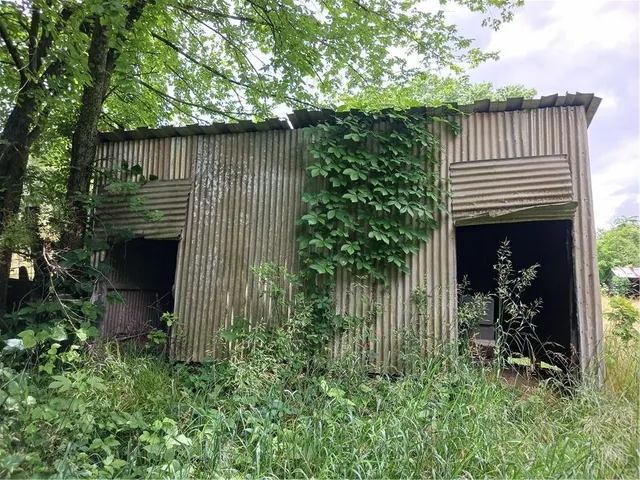 $250,000 | 871 Southwest 301st Road, Chilhowee, MO 64733