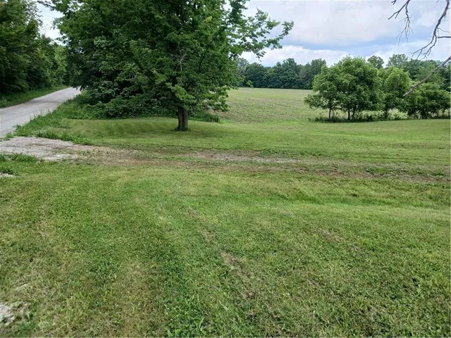 $250,000 | 871 Southwest 301st Road, Chilhowee, MO 64733