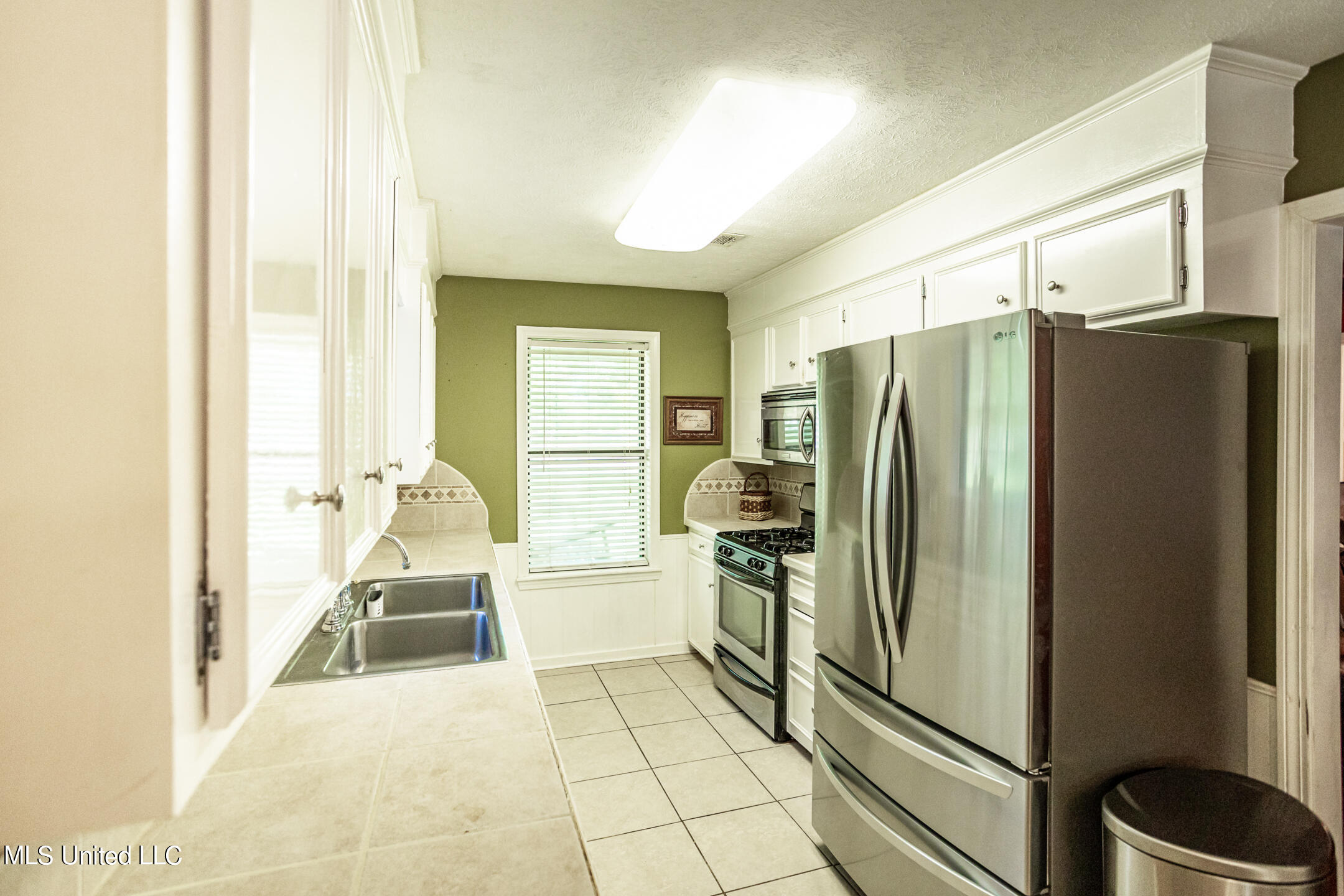 208 Sandpiper Road Brandon, MS 39047 - Photo 8 of 24 208 Sandpiper Rd_0020