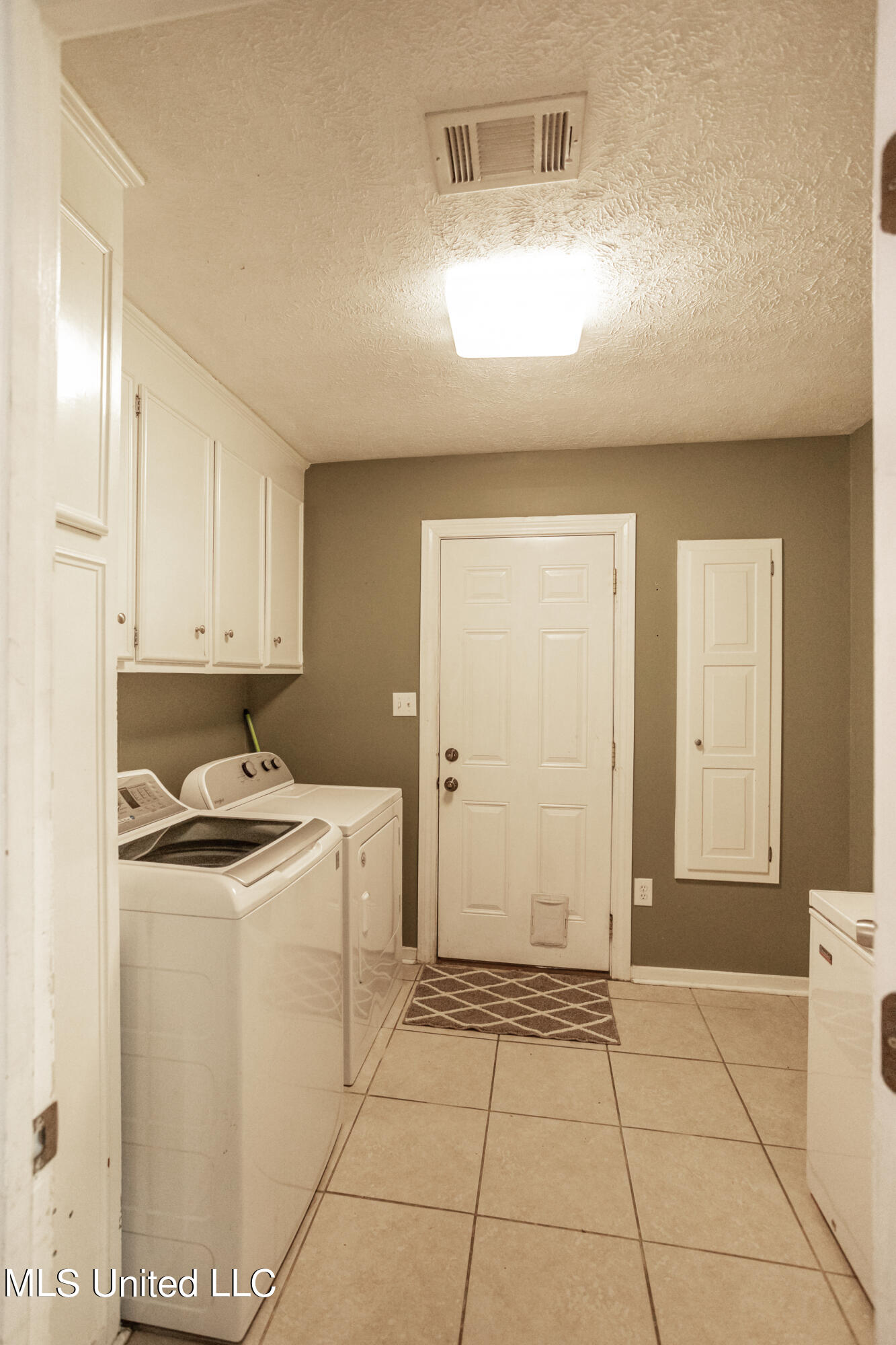 208 Sandpiper Road Brandon, MS 39047 - Photo 10 of 24 208 Sandpiper Rd_0026